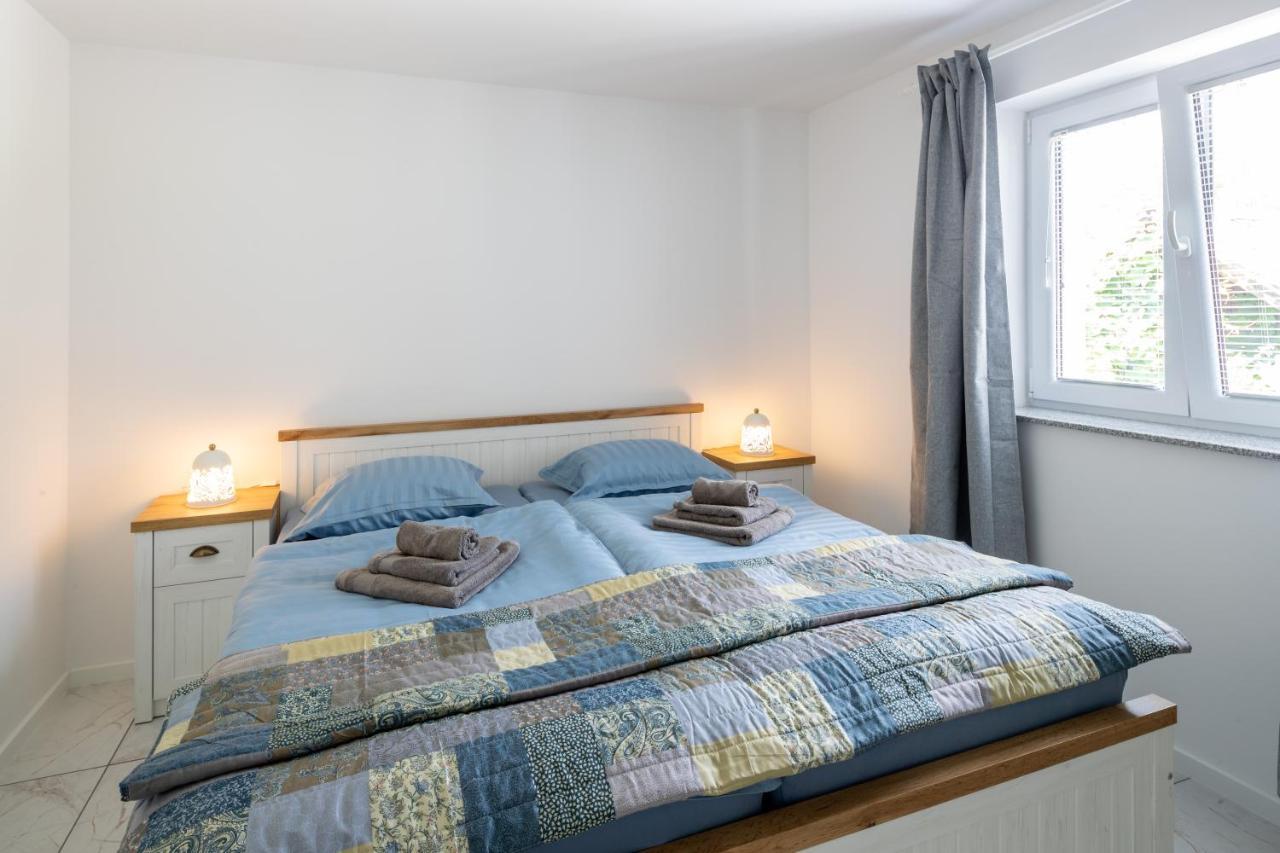 Aparthouse Jana Breg Zirovnica Exteriör bild